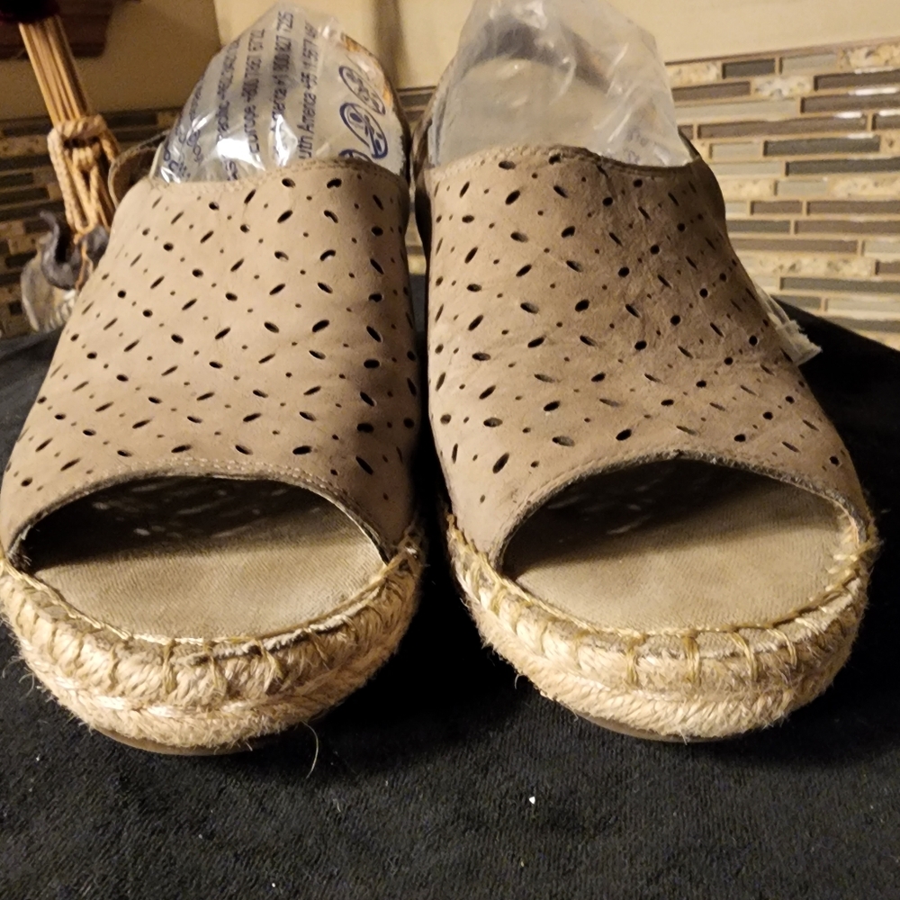 Clarks Artisan Wedge Sandals